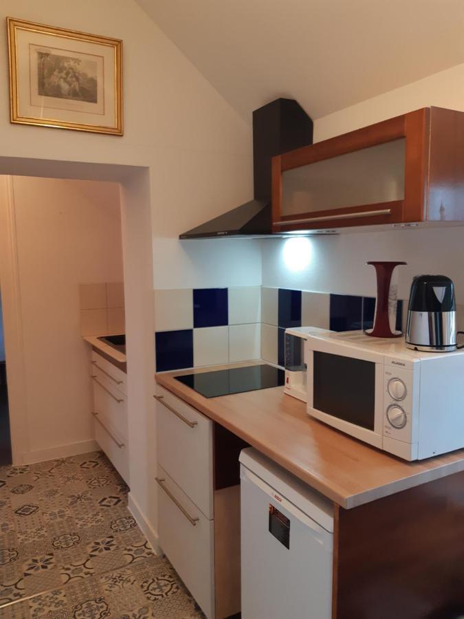 Maison Des Isles Saint-Hilaire-du-Harcouët エクステリア 写真